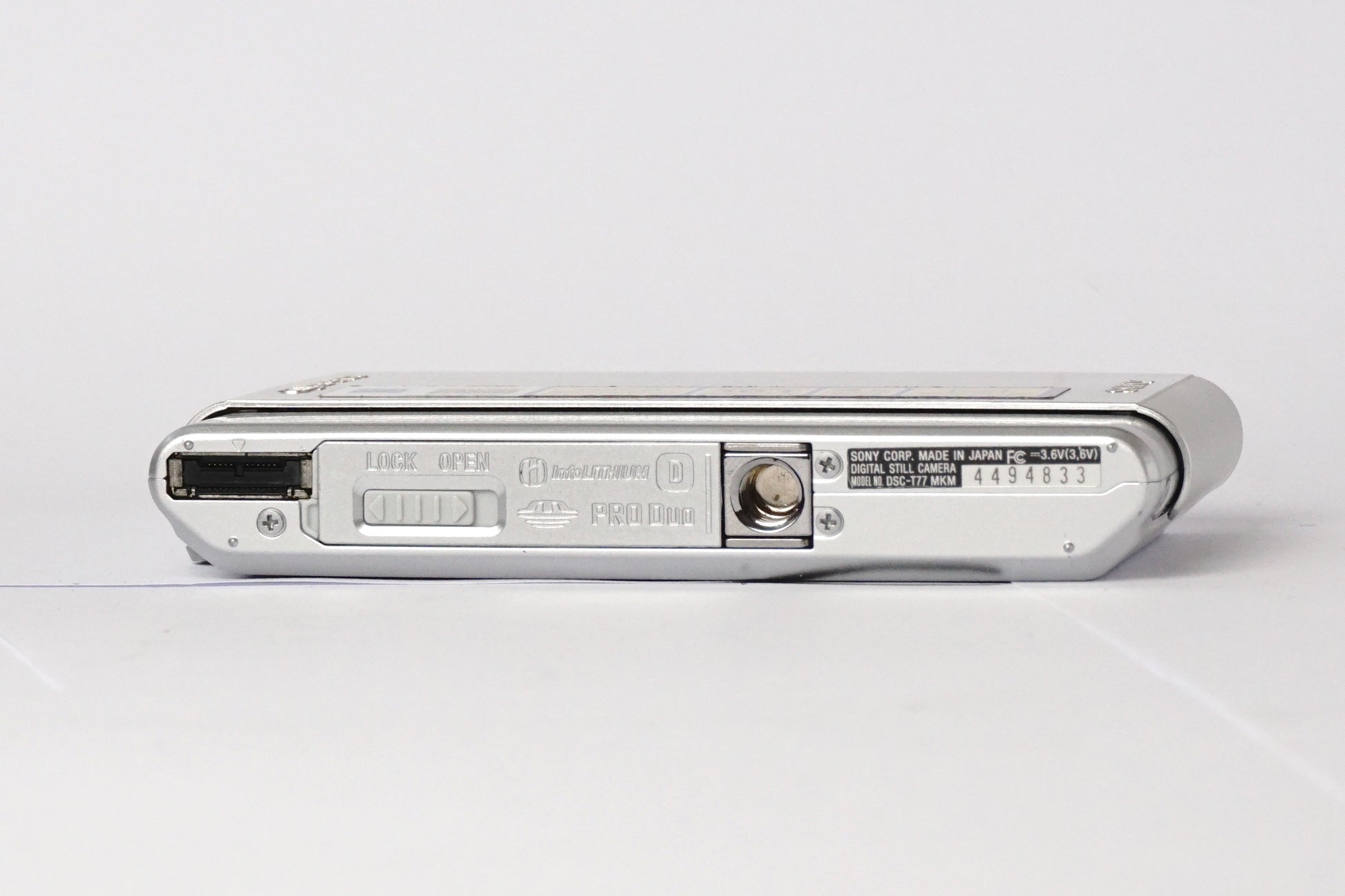 Sony Cybershot DSC - T77 - SLM