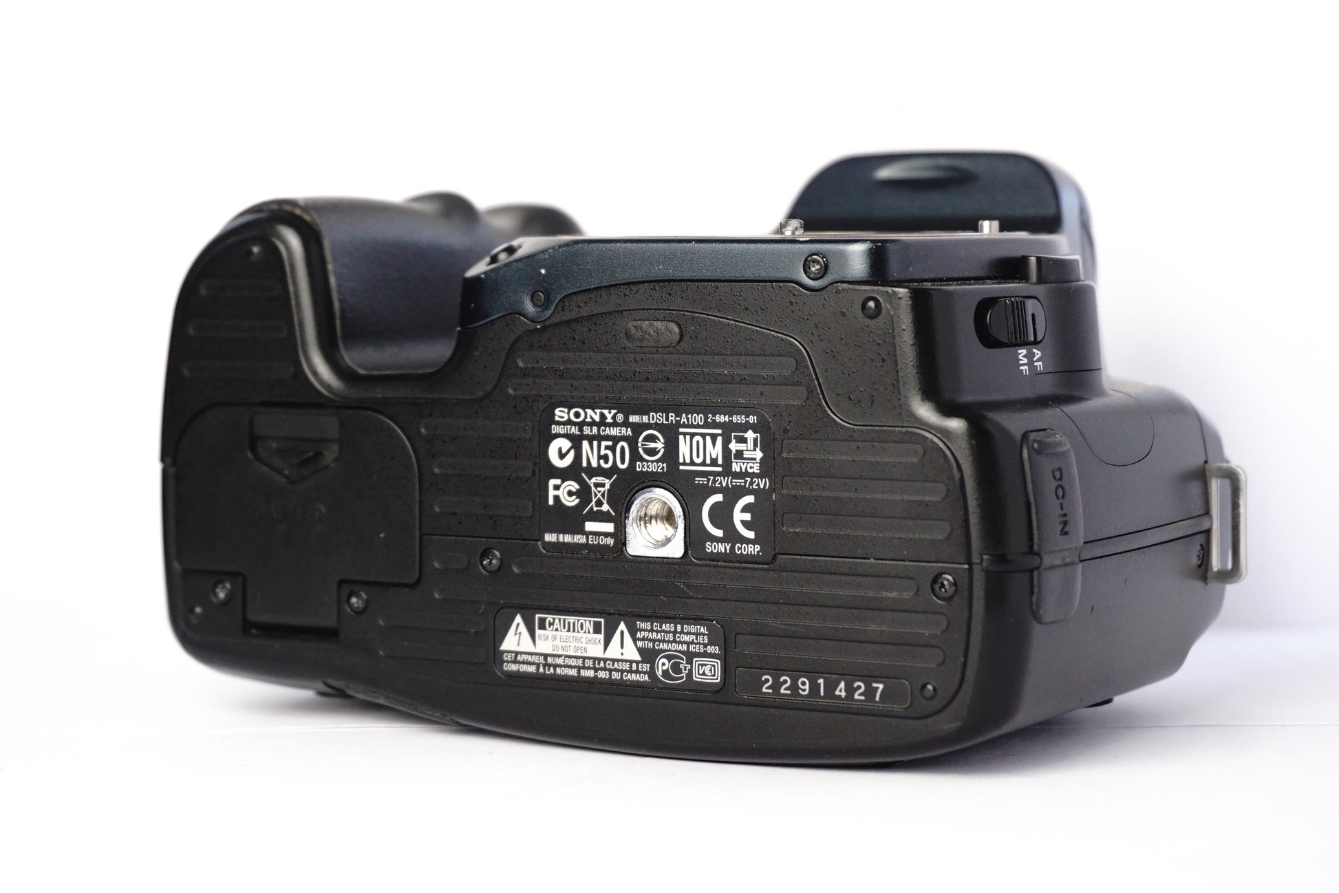Sony Alpha A100 DSLR - SLM