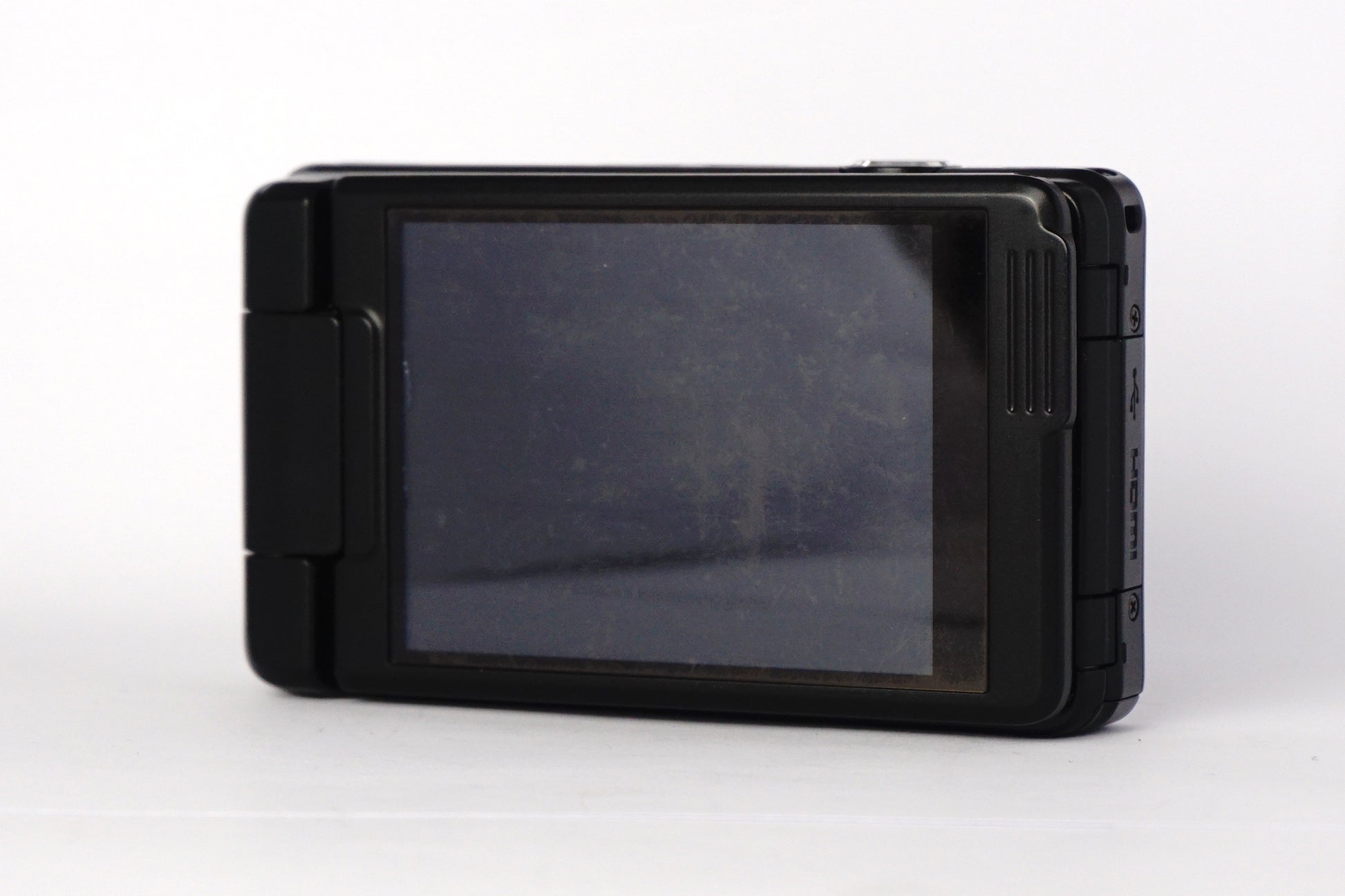 Nikon Coolpix S6900 - SLM