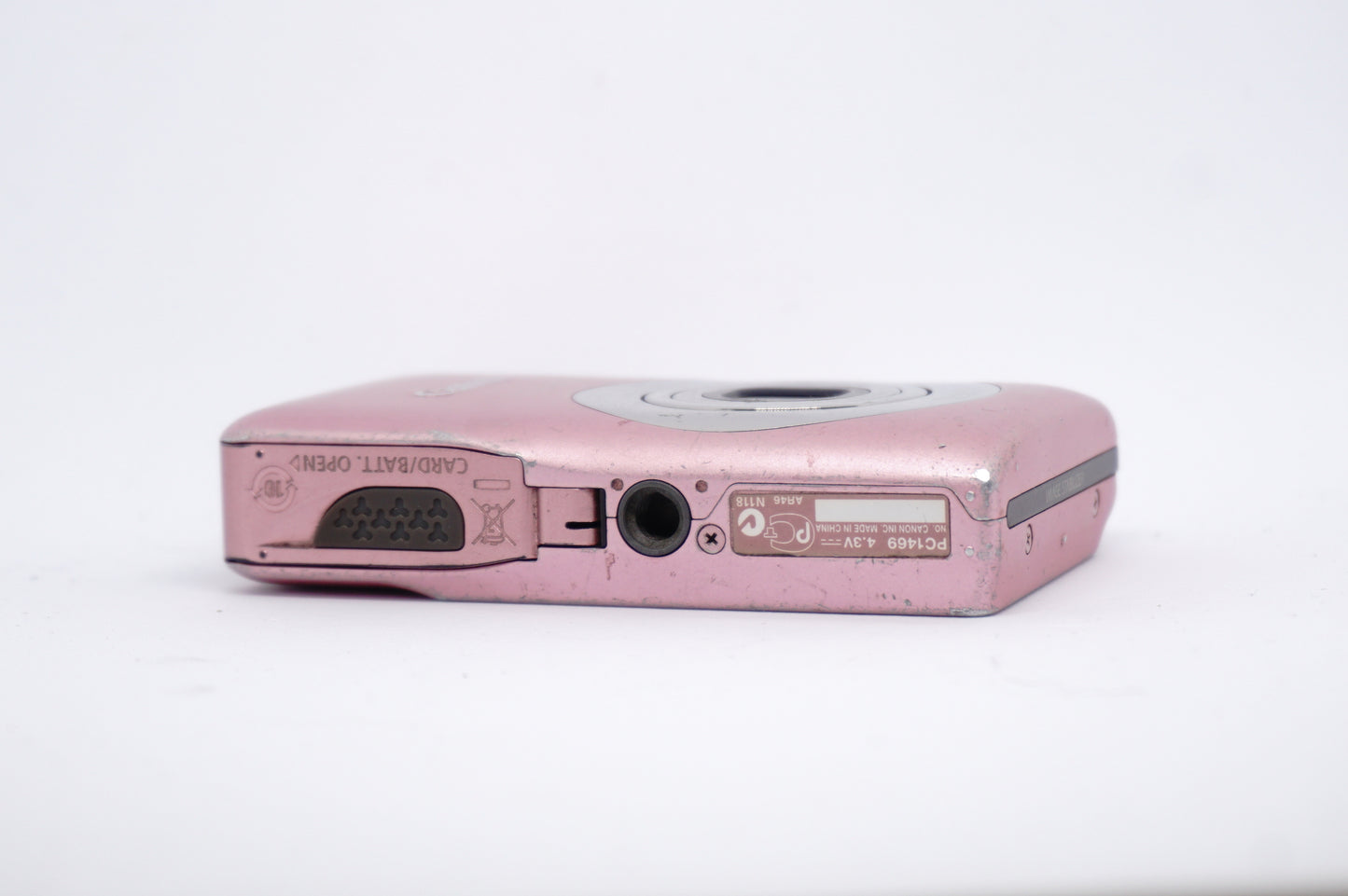 Canon IXUS Pink Digital Camera image 5