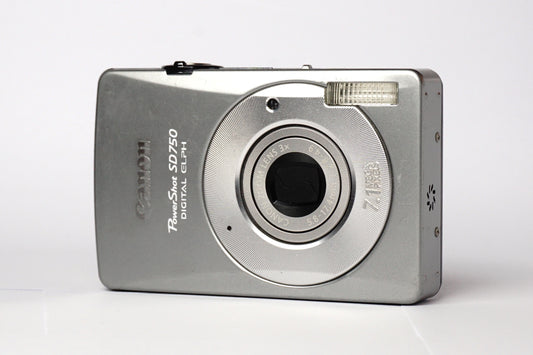 Canon IXUS 75