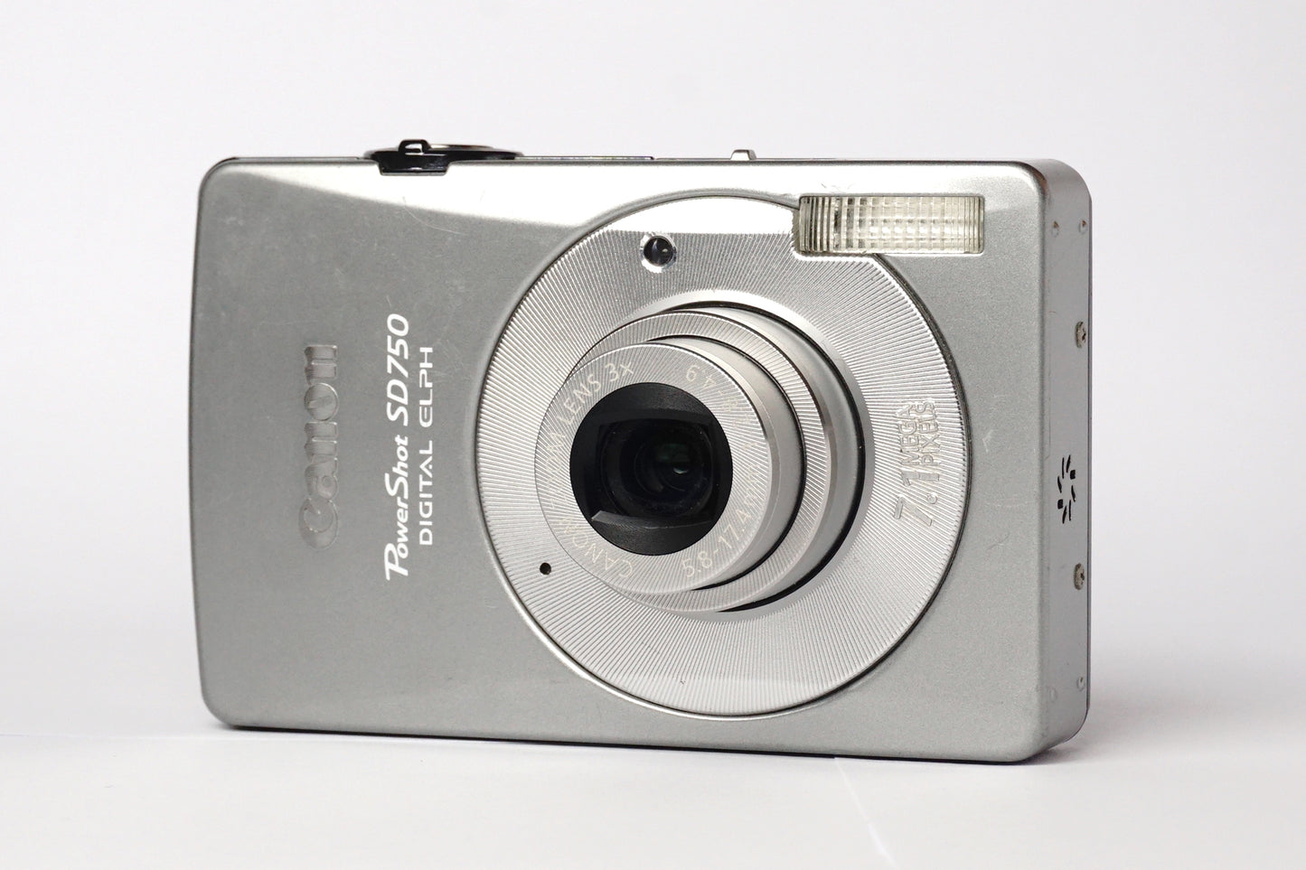 Canon IXUS 75