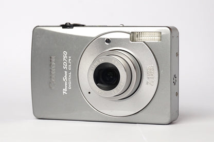 Canon IXUS 75