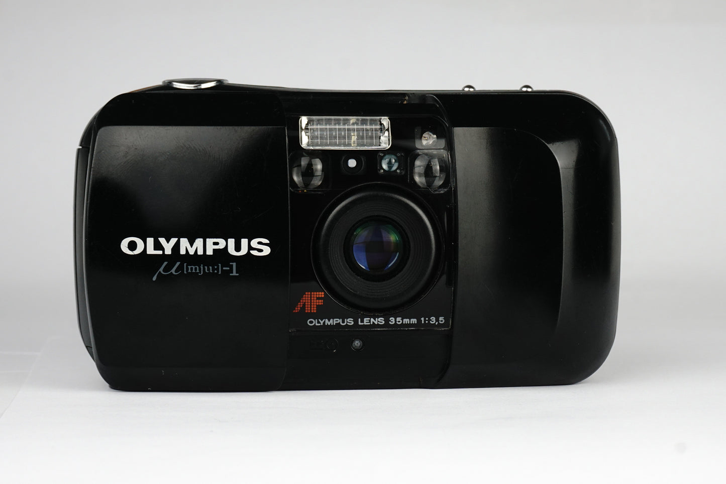 Olympus µ[mju:]-I Quartz Date 35mm Film Camera - SLM