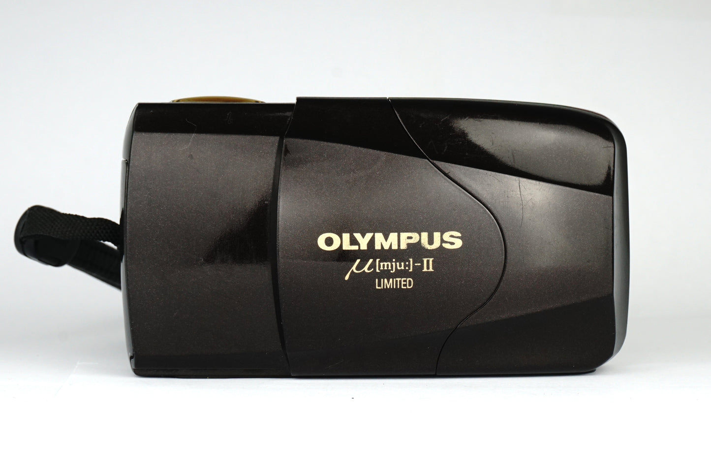 Olympus µ[mju:]-II Gold Black Limited Edition with Leather Case - SLM