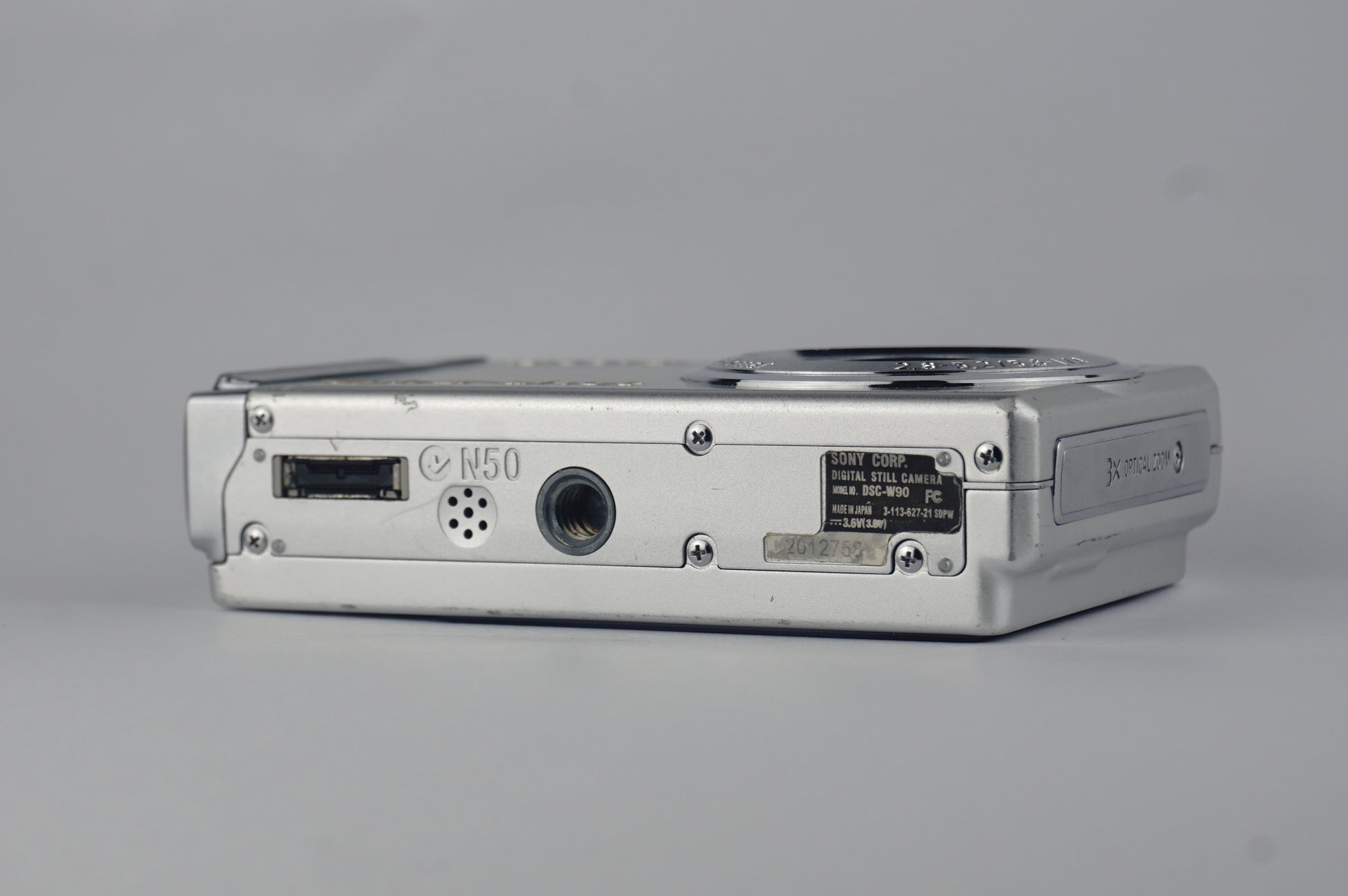 Sony Cybershot DSC W-90 - SLM