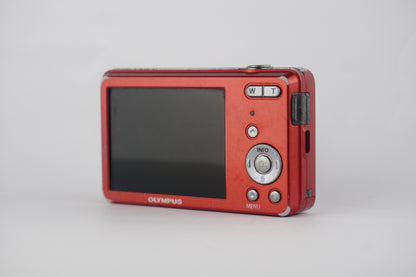 Olympus D-700 - SLM
