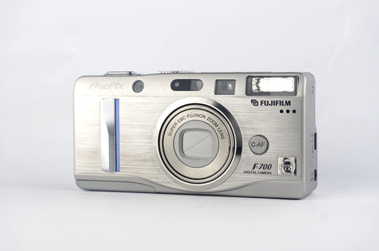Fujifilm Finepix F700 - SLM