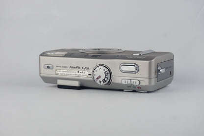 Fujifilm Finepix F700 - SLM