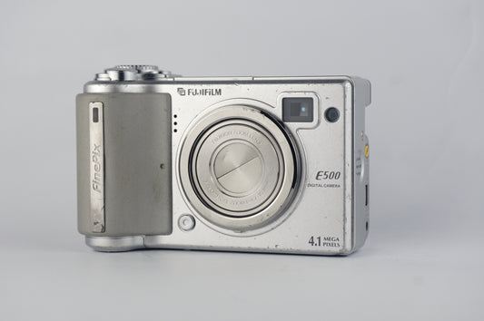 Fujifilm Finepix E500 - SLM