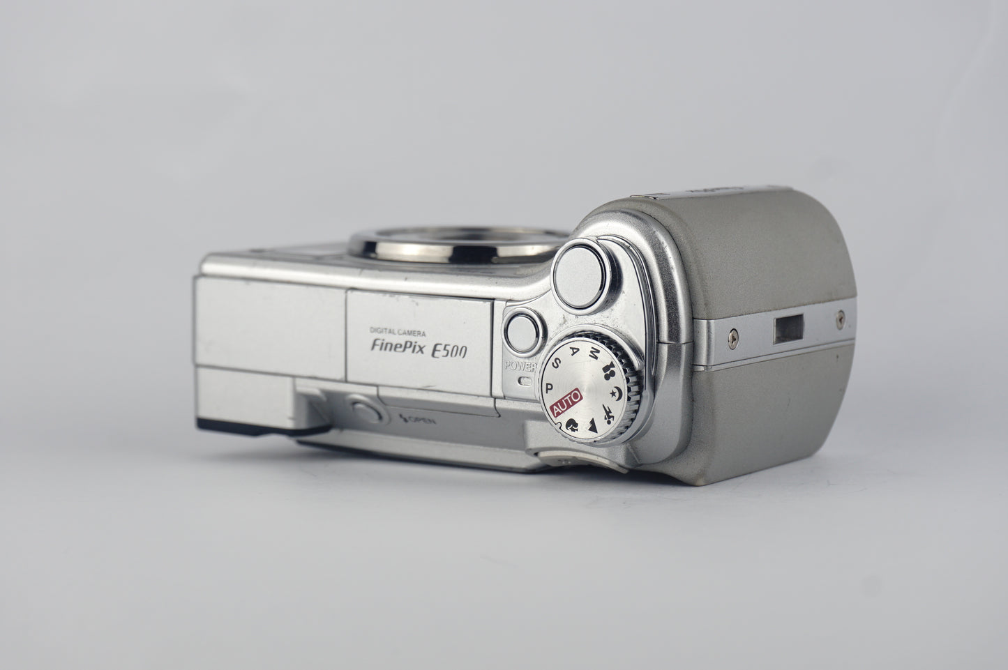 Fujifilm Finepix E500 - SLM