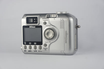 Nikon Coolpix 4300 - SLM