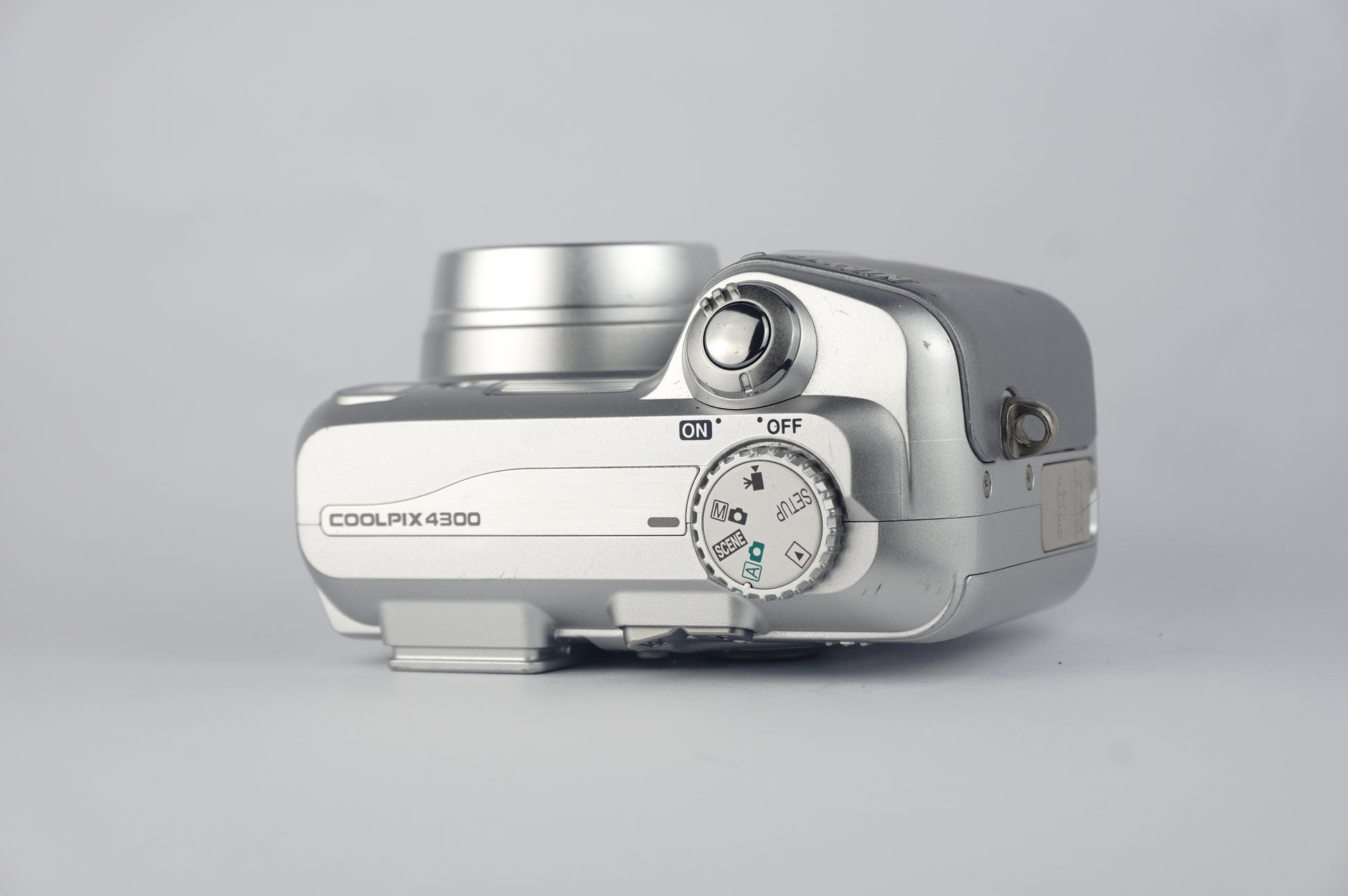 Nikon Coolpix 4300 - SLM