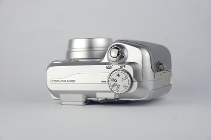 Nikon Coolpix 4300 - SLM