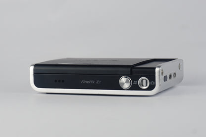 Fujifilm Finepix Z1 - SLM