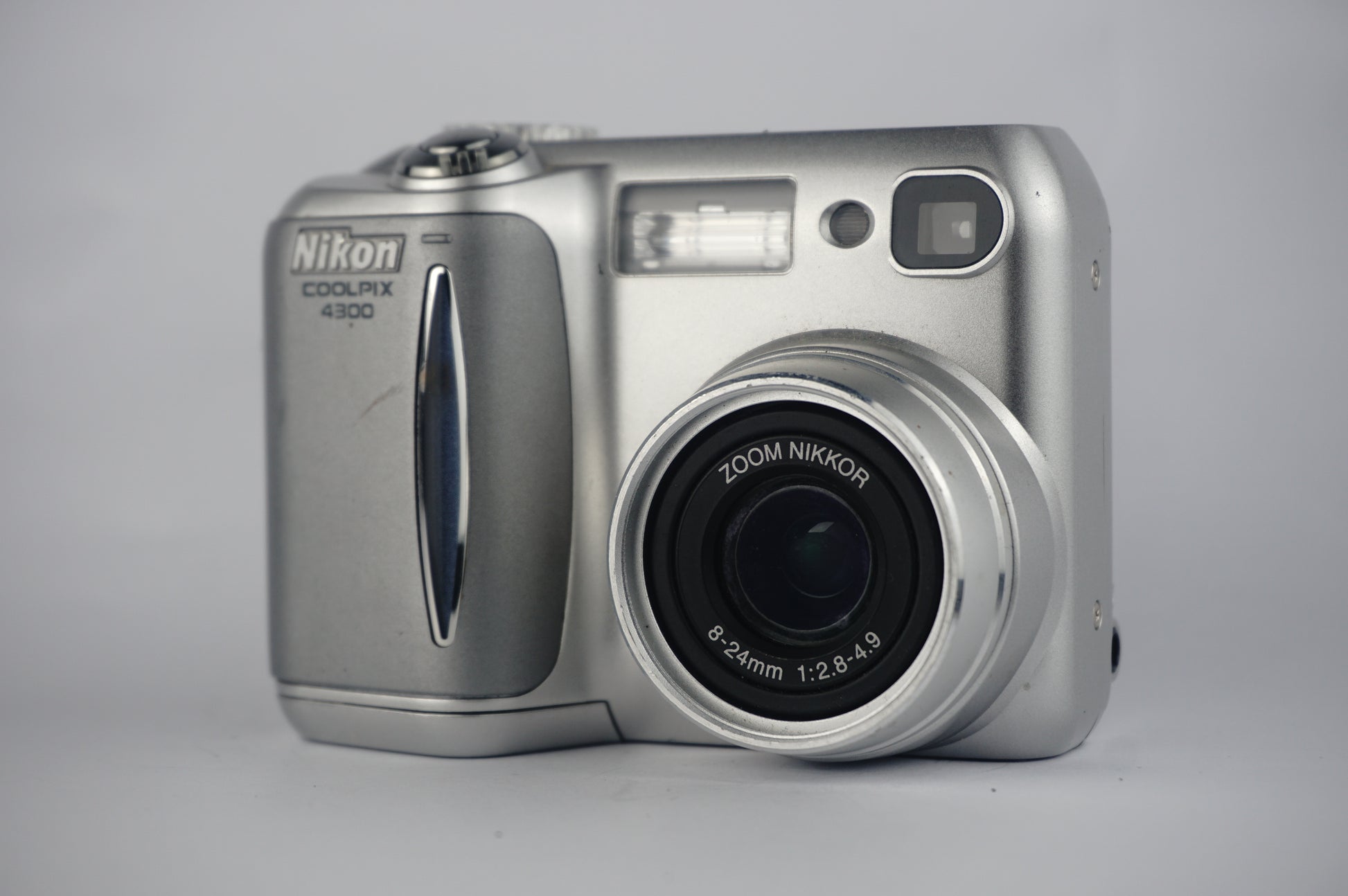 Nikon Coolpix 4300 - SLM