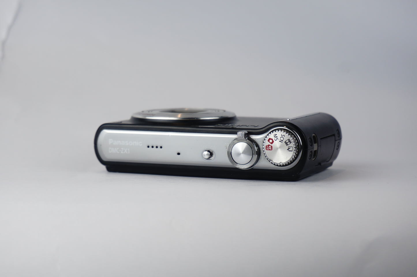 Panasonic Lumix DMC-ZX1 - SLM