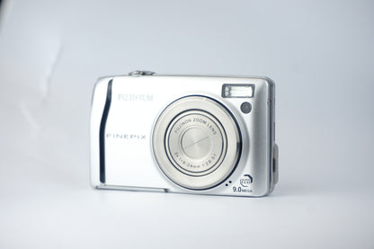 Fujifilm Finepix F47fd - SLM