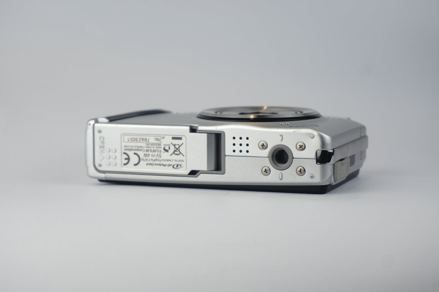 Fujifilm Finepix F47fd - SLM