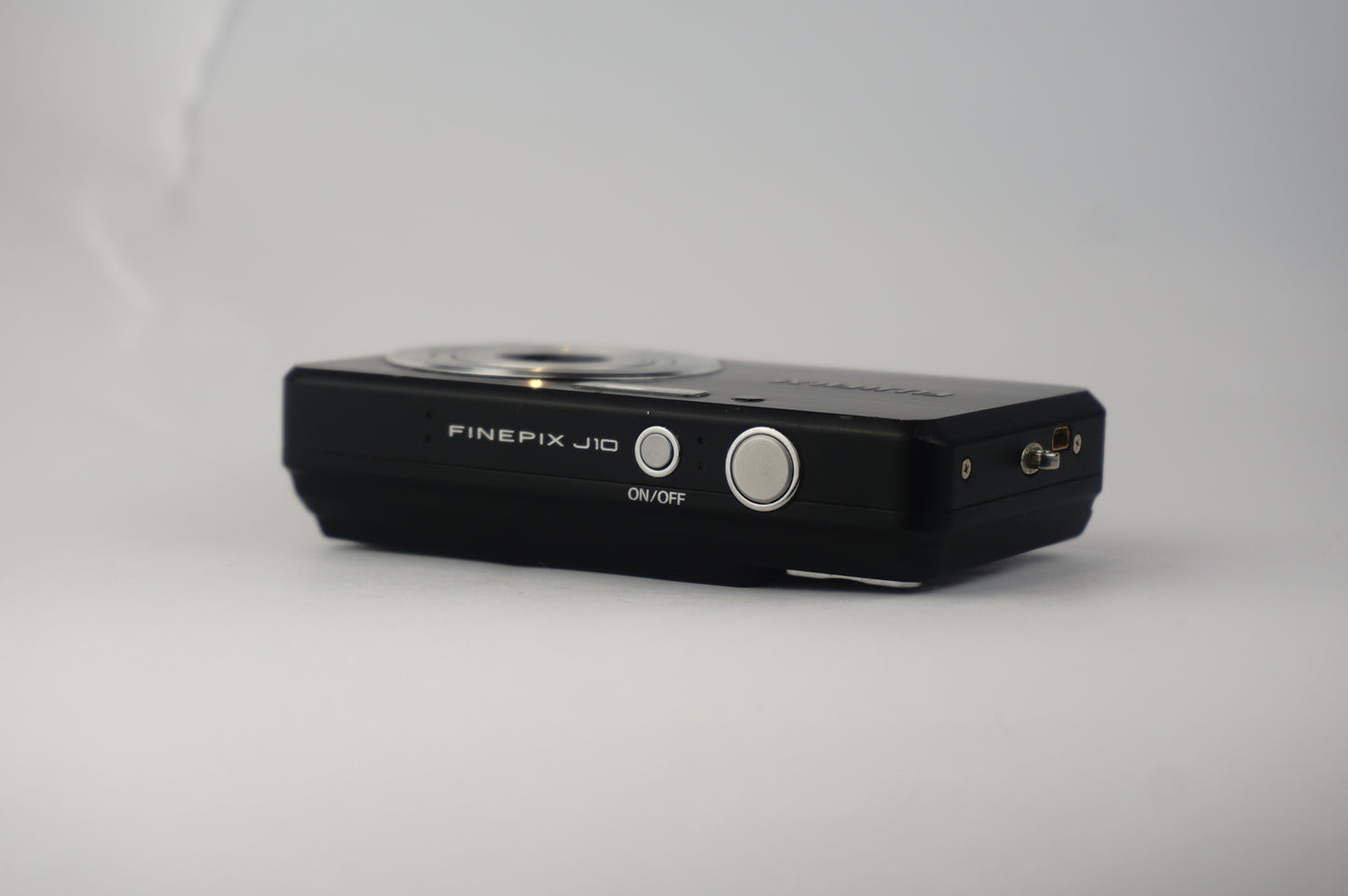 Fujifilm Finepix J10 - SLM
