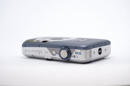 Canon Blue Compact Digital Camera image 14