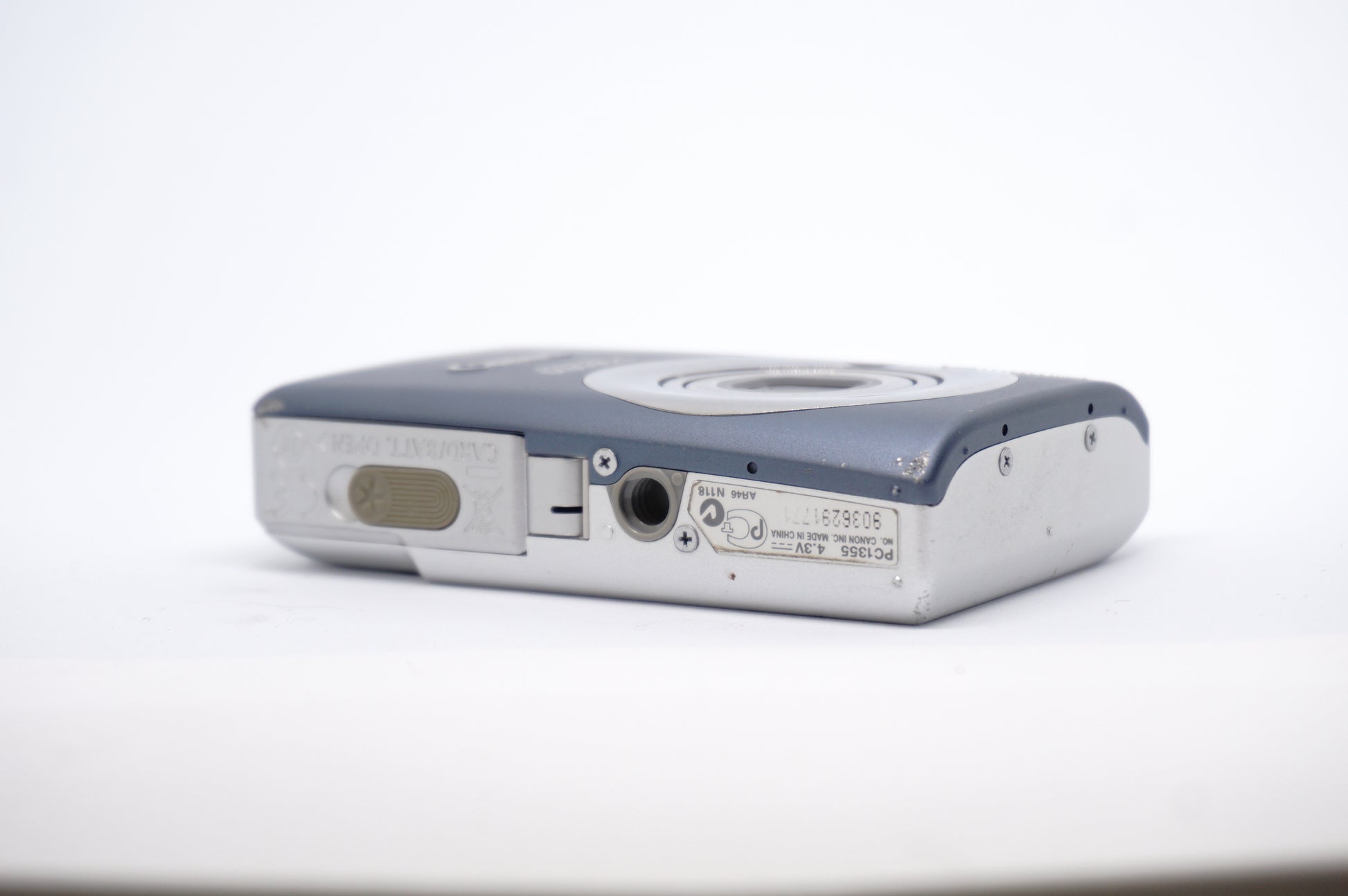 Canon Blue Compact Digital Camera image 17