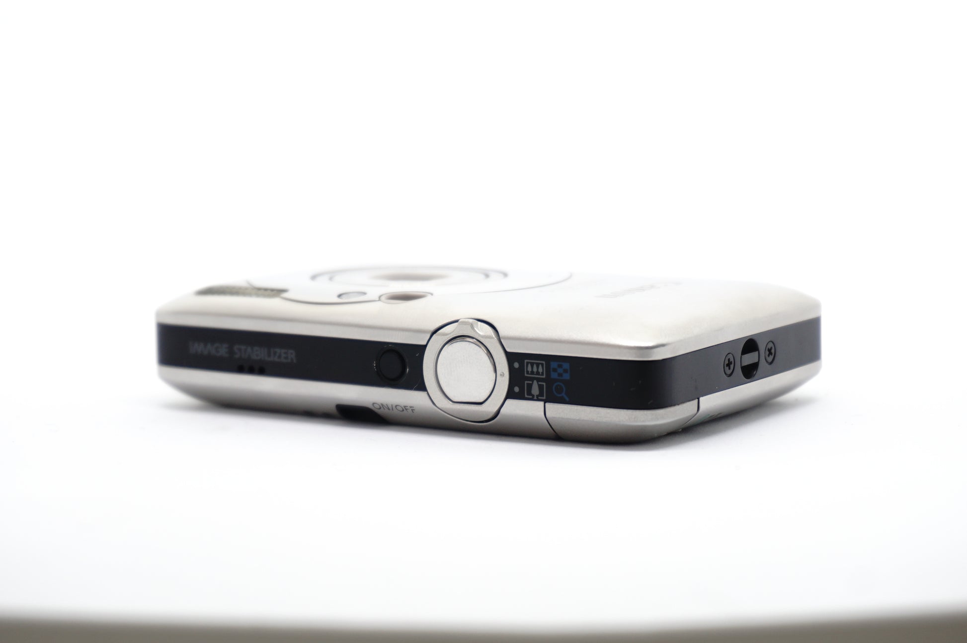 Canon Silver Compact Digital Camera image 8