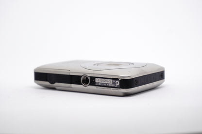 Canon Silver Compact Digital Camera image 10