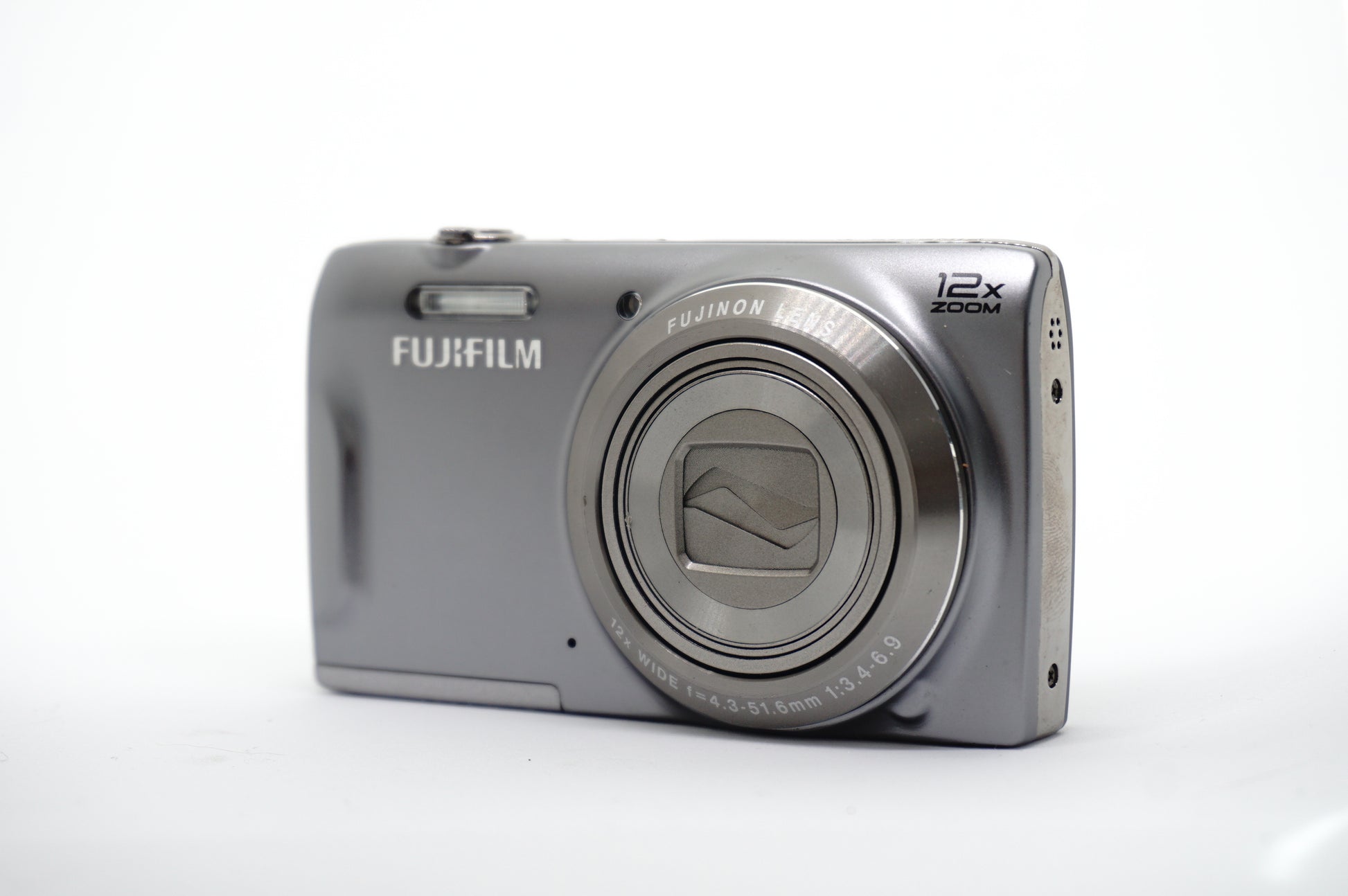 Fujifilm Silver Compact Digital Camera 2 image 5
