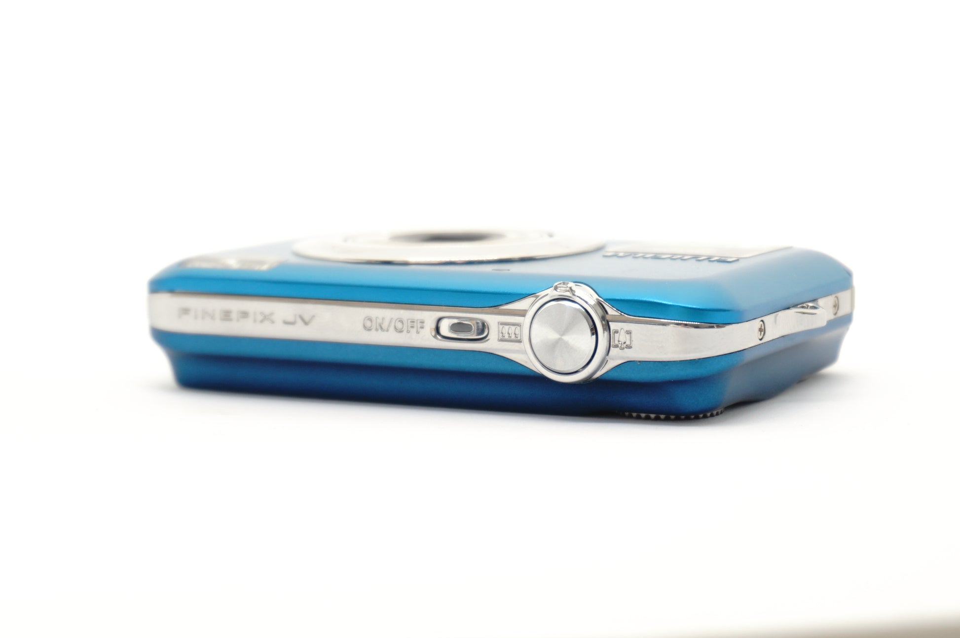 Fujifilm Blue Compact Digital Camera image 3