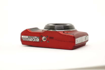 Fujifilm Red Zoom Compact Digital Camera image 8
