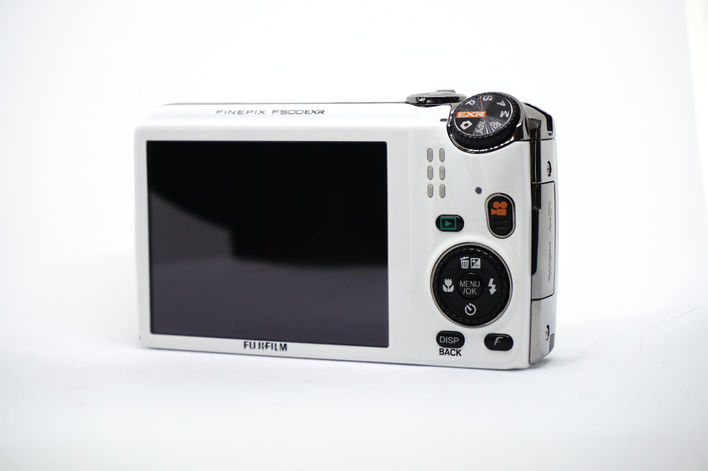 Fujifilm 16MP White Compact Zoom Digital Camera image 6