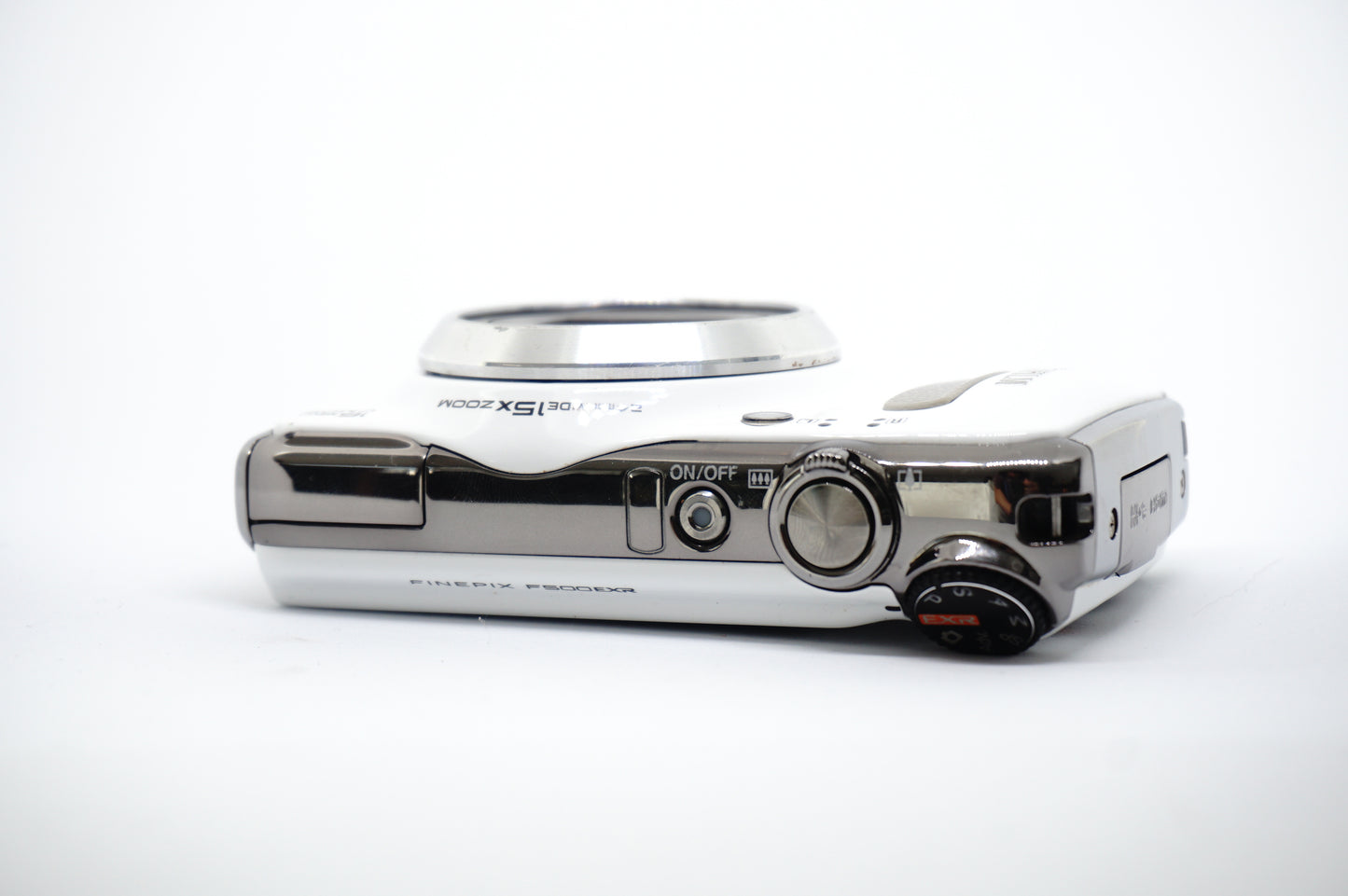 Fujifilm 16MP White Compact Zoom Digital Camera image 7