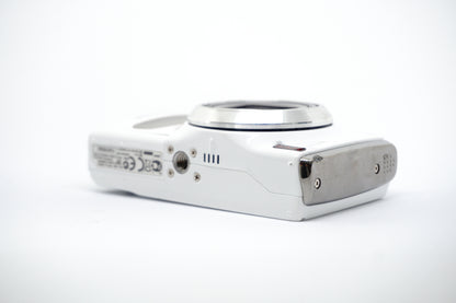 Fujifilm 16MP White Compact Zoom Digital Camera image 8