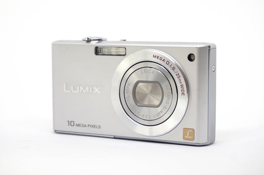 Sony Cyber-shot Silver Compact Digital Camera image 3