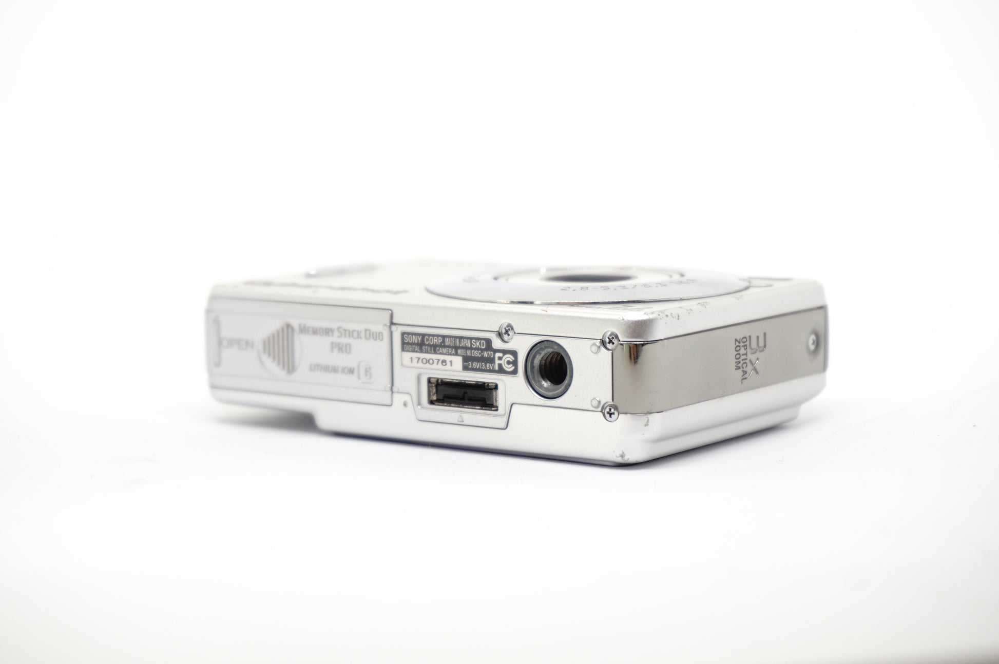 Panasonic Lumix DMC-FX37 Silver Compact Digital Camera image 5