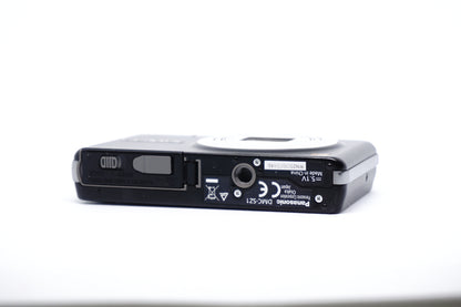Panasonic Lumix Black Zoom Compact Digital Camera image 6