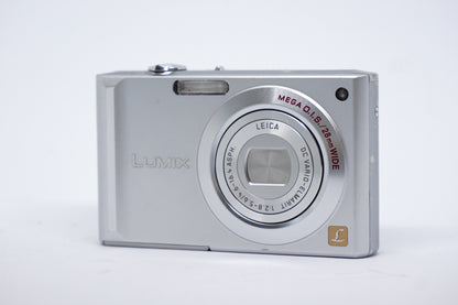 Canon IXUS 90 IS Silver Digital Camera image 2