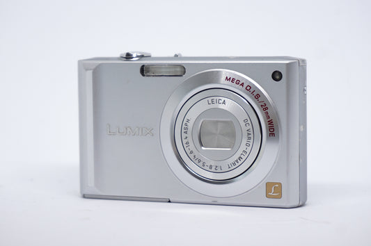Canon IXUS 90 IS Silver Digital Camera image 2