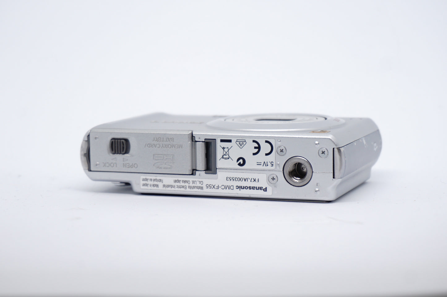Canon IXUS 90 IS Silver Digital Camera image 5