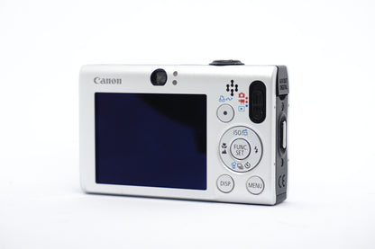 Canon IXUS Silver Digital Camera 2 image 4
