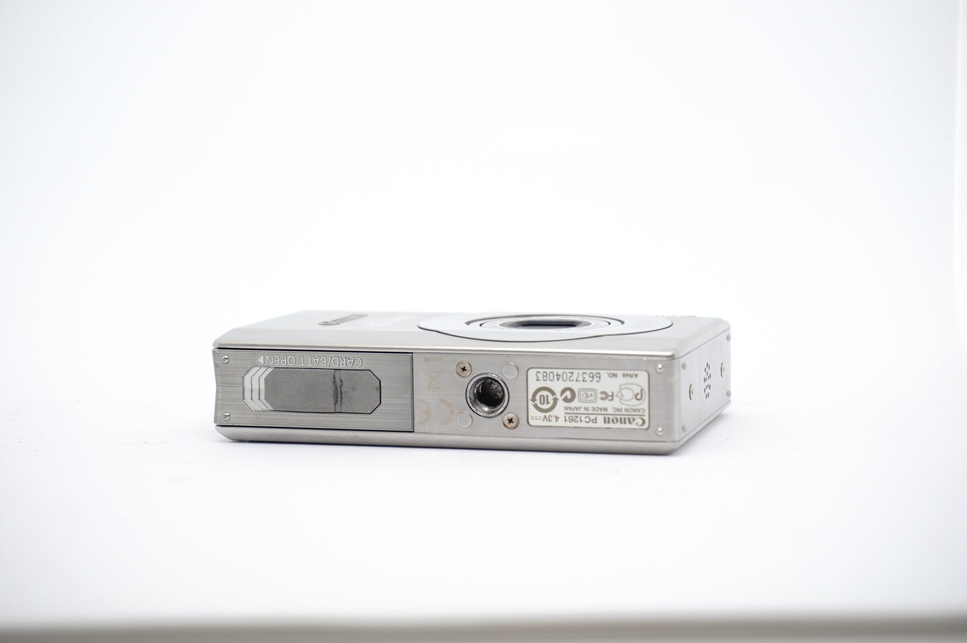 Canon IXUS 90 IS Silver Digital Camera 2 image 5
