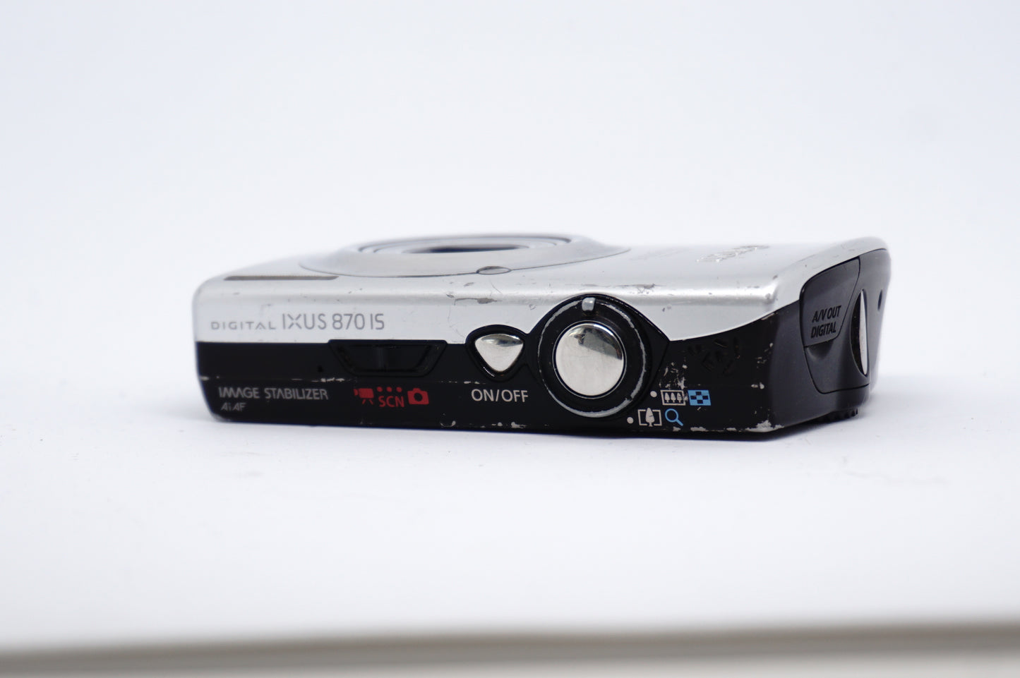 Canon IXUS Silver Digital Camera 5 image 4