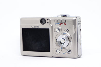 Canon IXUS 50 Silver Digital Camera image 2