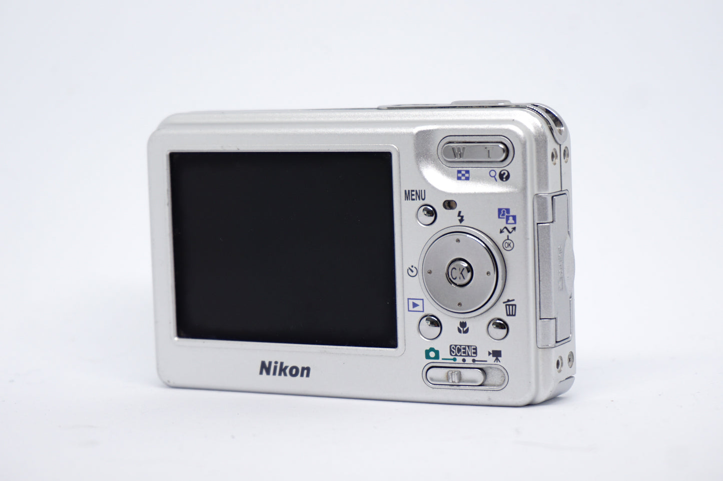 Nikon Coolpix S1 Silver Digital Camera image 3