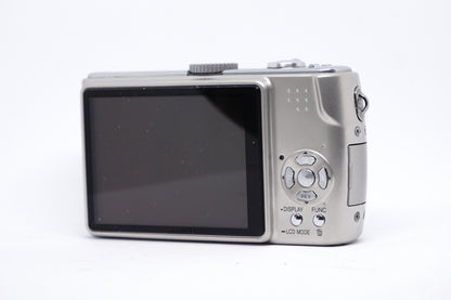 Panasonic Lumix Silver Compact Digital Camera 2 image 2
