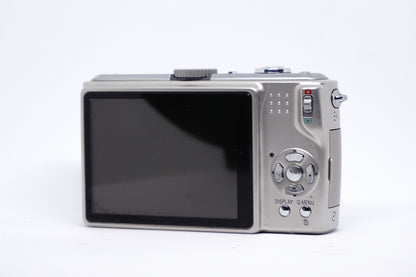Panasonic Lumix Silver Compact Digital Camera 3 image 2