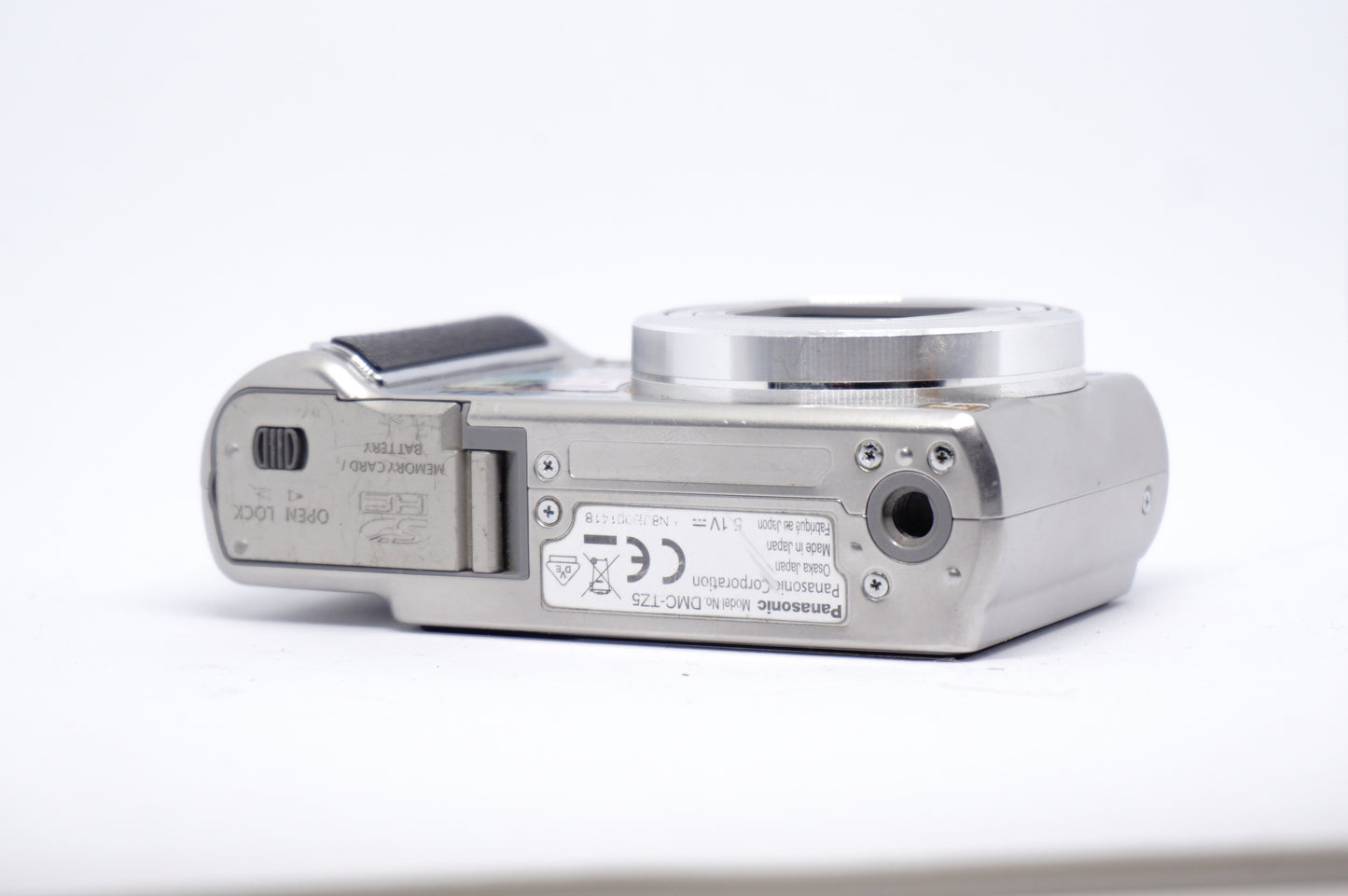 Panasonic Lumix Silver Compact Digital Camera 3 image 4