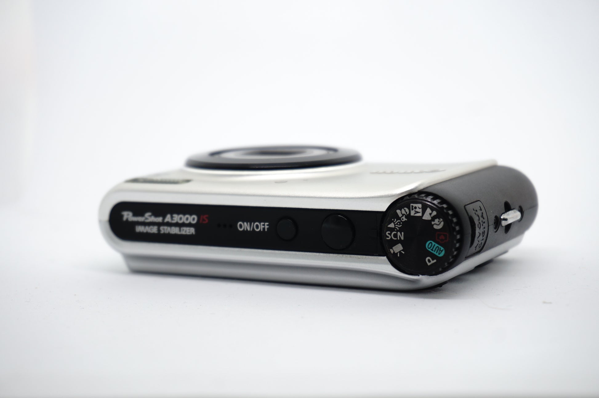 Canon White Black Lens Compact Digital Camera image 5
