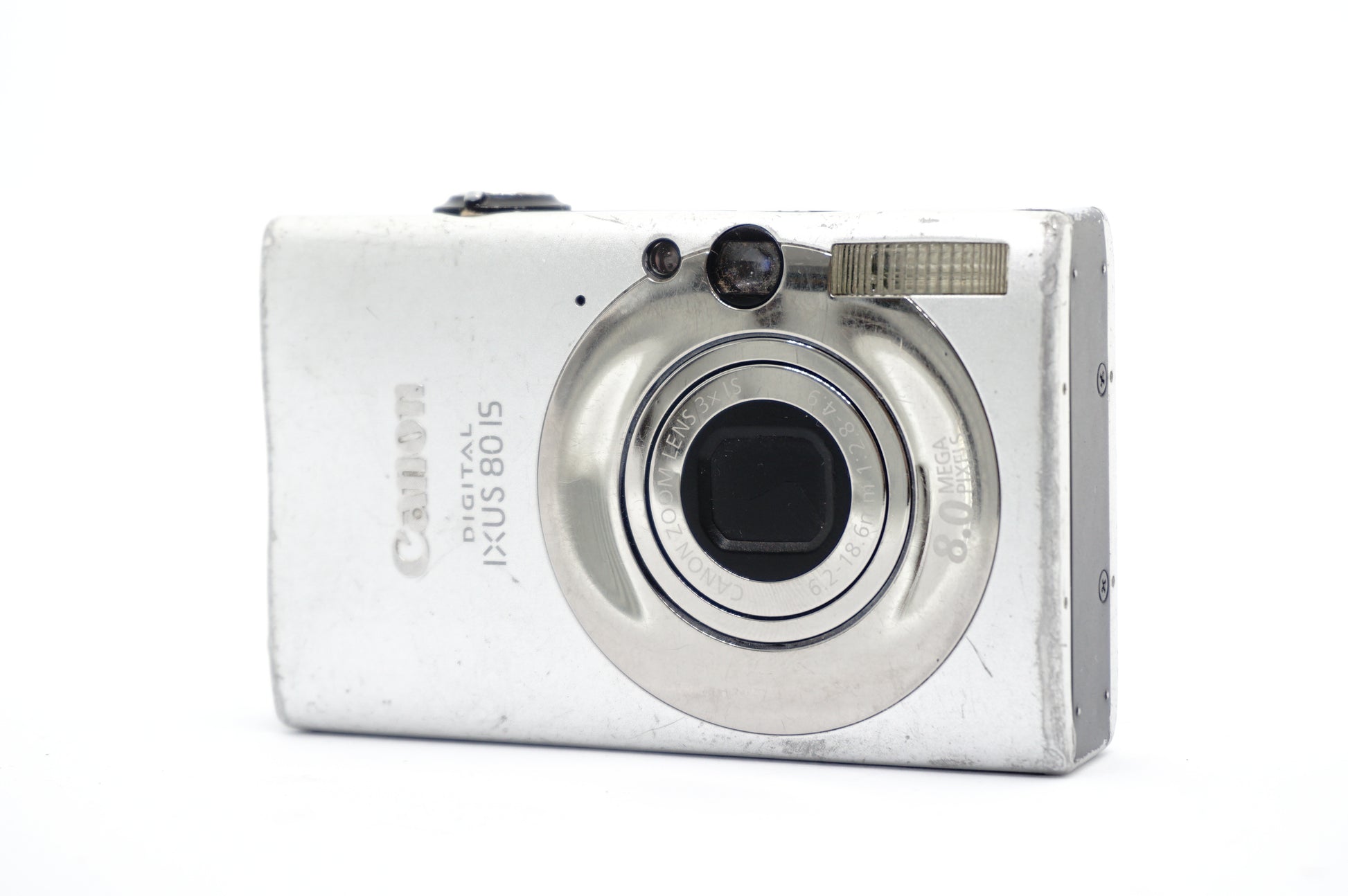 Canon IXUS Silver Compact Digital Camera image 1